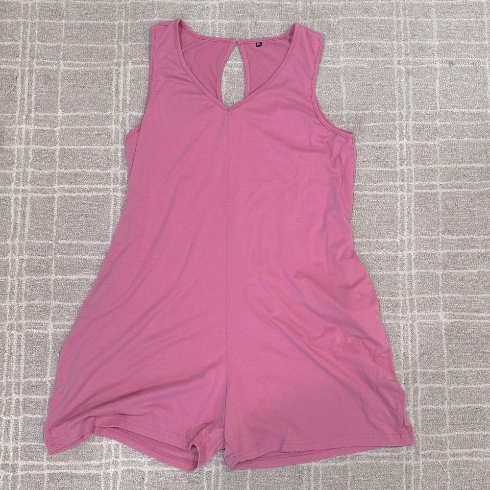 AMAZON • Pink Women’s Romper